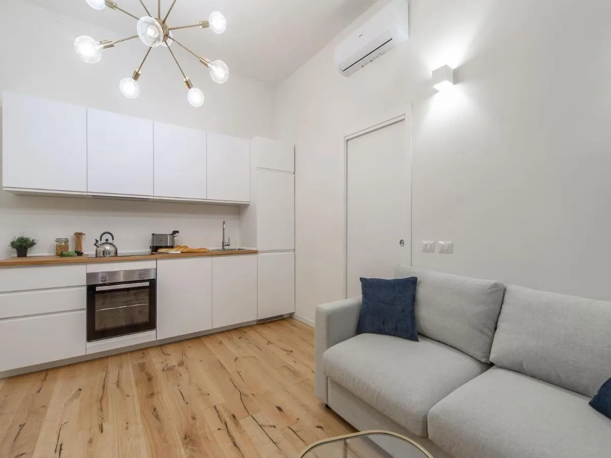 The Best Rent - Apartments In Corso Di Porta Vittoria Milan