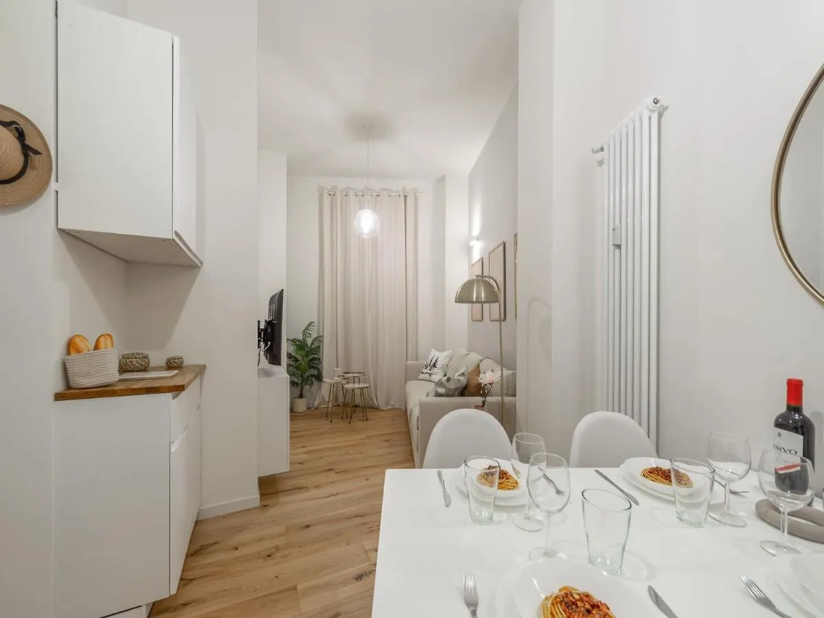 The Best Rent - Apartments In Corso Di Porta Vittoria Milan