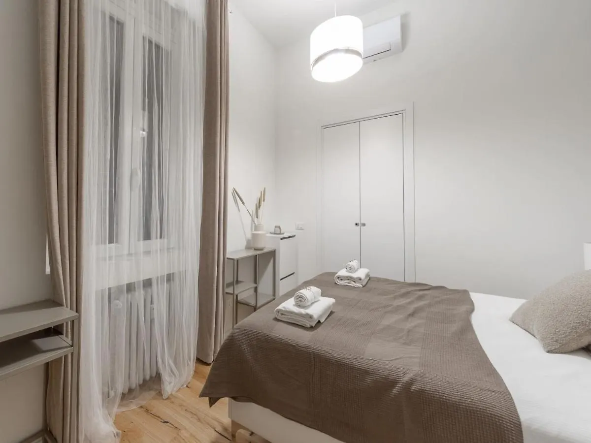 The Best Rent - Apartments In Corso Di Porta Vittoria Milan Italy